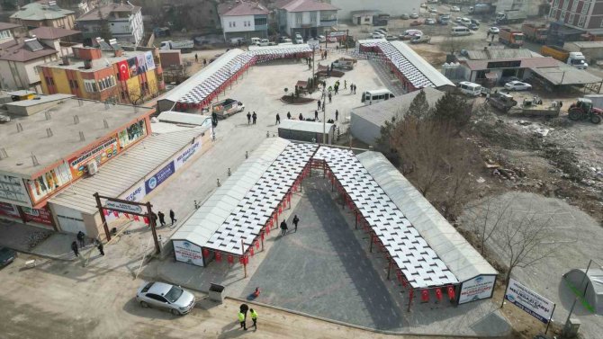 Melikgazi’nin Desteği İ̇le Yapılan Elbistan Melikgazi Çarşı Hizmete Başladı