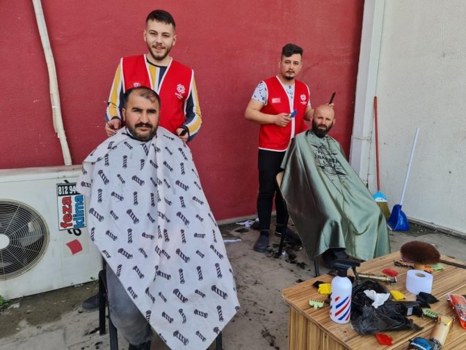 Balıkesir Deprem Bölgesinde Yaraları Sarıyor