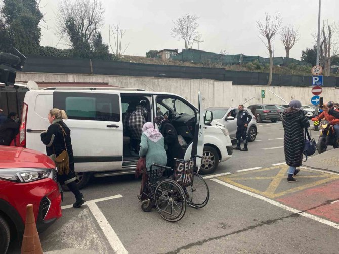 Cerrahpaşa Tıp Fakültesi’nde Hastalar Tahliye Edilmeye Başlandı