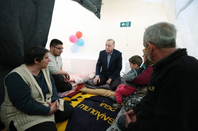 Cumhurbaşkanı Erdoğan: “15 Bin Lira Taşınma Yardımını Bugün İtibarıyla Ödemeye Başlıyoruz”