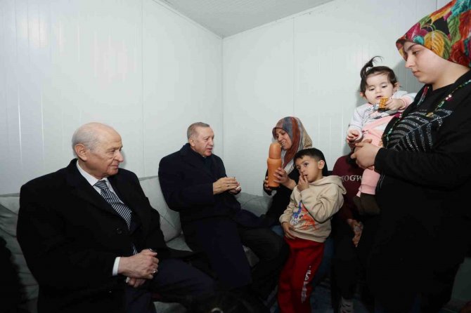 Cumhurbaşkanı Erdoğan, Doğanşehir’de Konteyner Kenti Ziyaret Etti