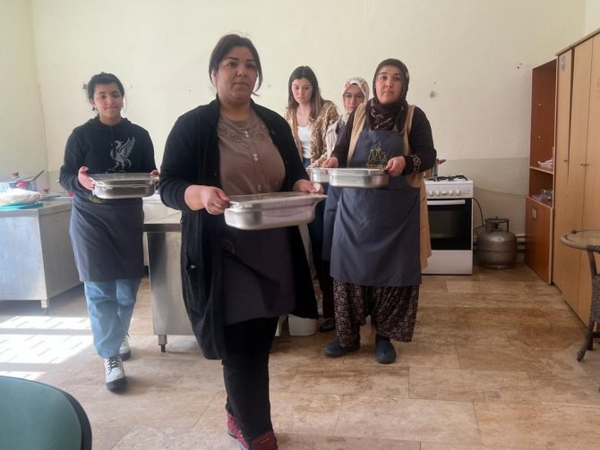 Bu Köy Dayanışmanın Adresi Oldu