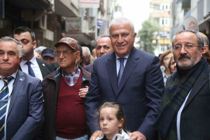 Efeler Belediyesi 10’uncu Kitap Kafe Kapılarını Hizmete Açtı