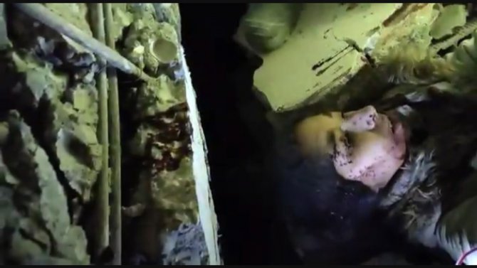Enkaz Altındaki Küçük Beyza’dan Van Polisine Zor Soru