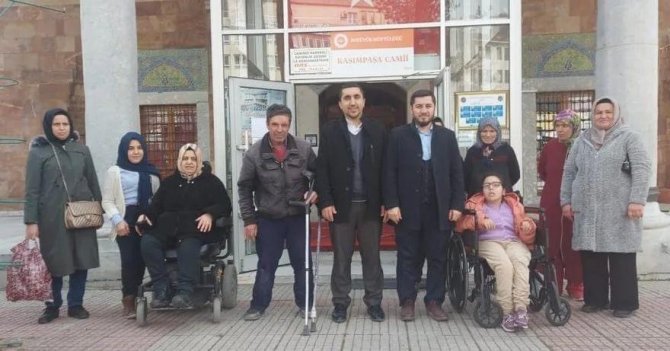 Engelli Bireyler Camide Buluştu