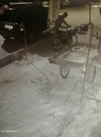 Depremzede Küçük Zeynep’in Bisikletini Çaldılar