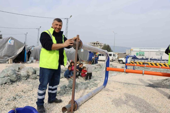 Bursa’da Büyükşehir’den Depremzede Çocuklara Oyun Parkı