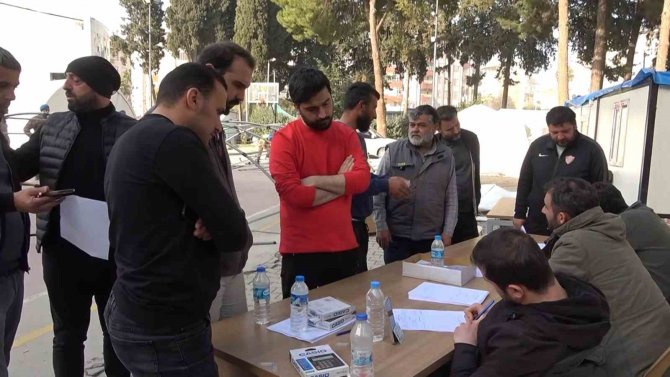 Hatay’da Depremzedelerin Hasar Tespit Çalışması Başladı