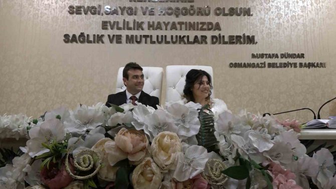 Hayalleri Enkaz Altında Kaldı, Bursa’da Hayatlarını Birleştirdiler
