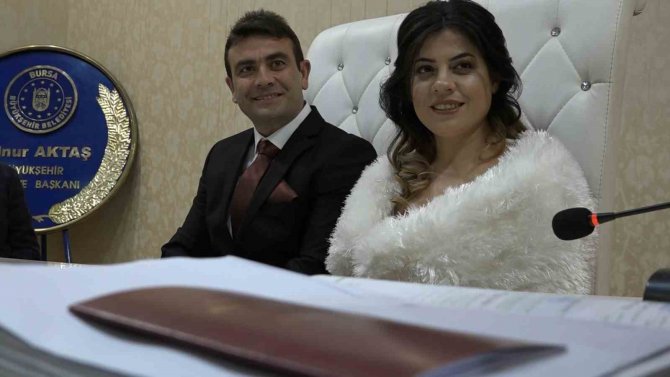 Hayalleri Enkaz Altında Kaldı, Bursa’da Hayatlarını Birleştirdiler