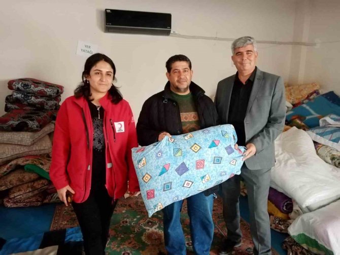 Depremzededen Örnek Davranış: Yastıktan ’Adana Burması’ Çıktı Geri Getirdi