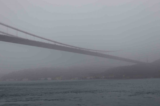İ̇stanbul Boğazı’nda Yoğun Sis