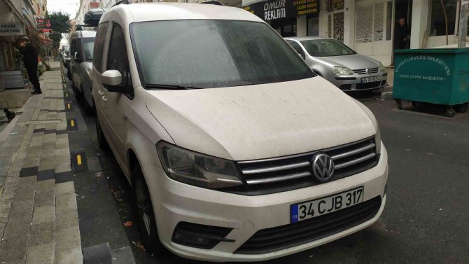 İ̇stanbul’da Yağmur Yerine Çamur Yağdı