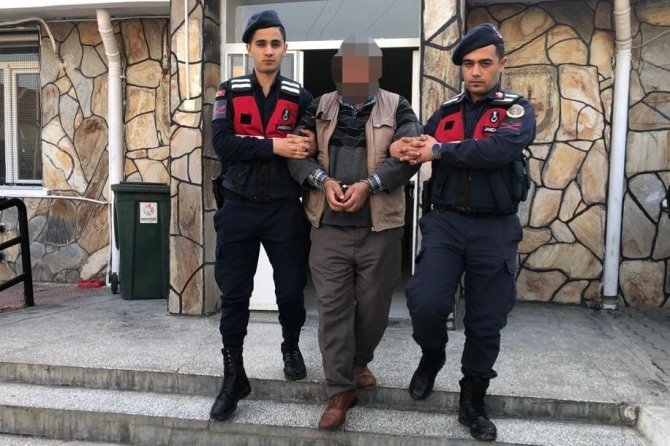 İ̇zmir’de Firari 21 Kişi Jasat’tan Kaçamadı