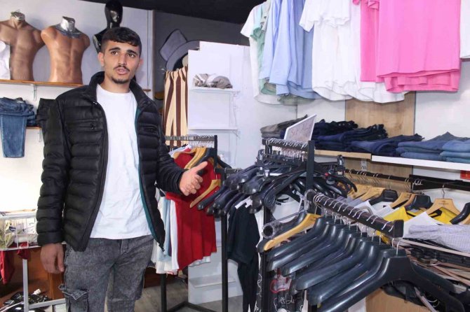 "İ̇yilik" İçin Dükkana Kilit Vurdu