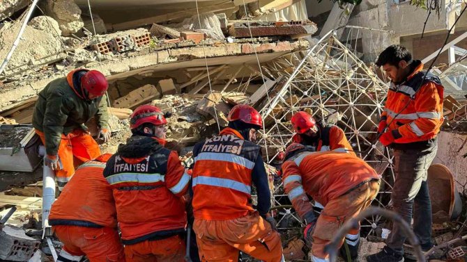 Konya Büyükşehir’in Akıllı Şehir Uygulamaları Hatay’da Kritik Rol Üstlendi