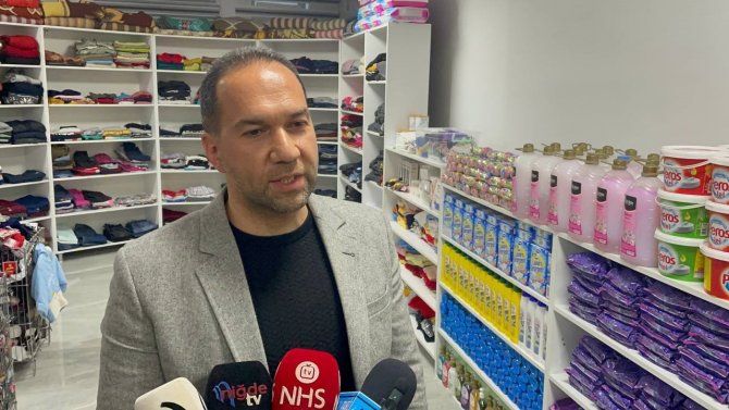 Niğde’de ’Sosyal Market’ Depremzedeler İçin Hizmet Veriyor
