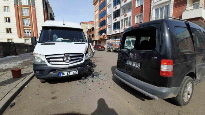Kars’ta Zincirleme Kaza
