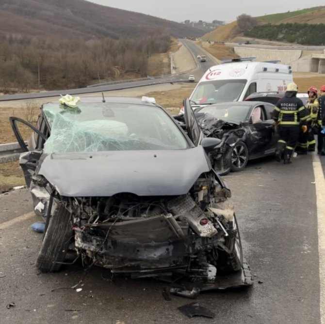Aynı Belediyeden 3 Müdür Kazada Yaralandı