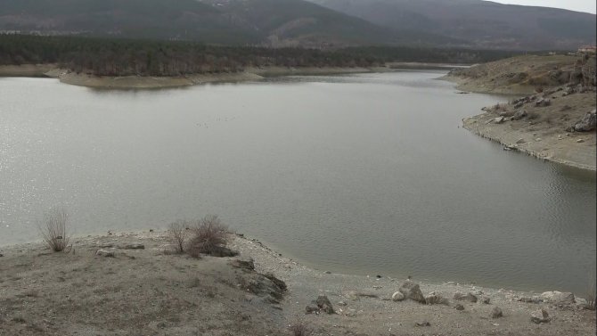 Kütahya’da Kuraklık Alarmı: Göletlerin Doluluk Oranı Yüzde 20-30 Arasında Değişiyor
