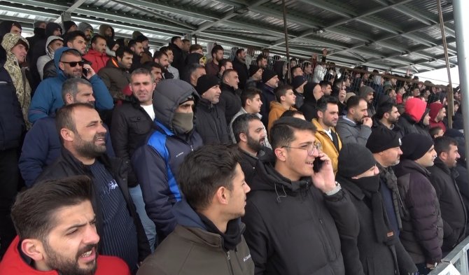 Maçın Geliri Depremzedelere Bağışlandı