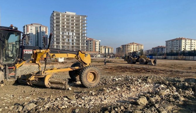 Elazığ Belediyesinden Konteyner Kent Kurulumuna Destek