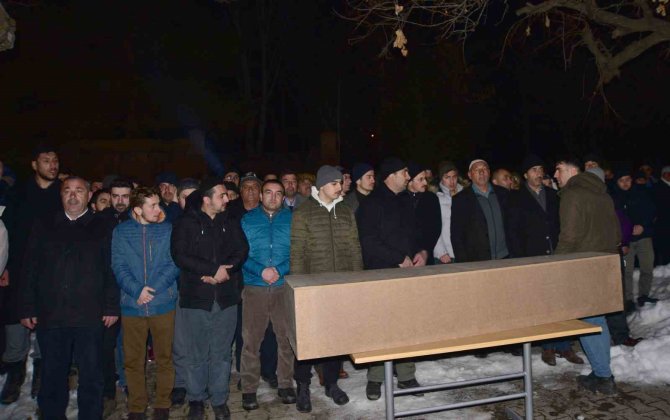 Malatya’daki Son Depremde Hayatını Kaybeden Bedih Kış Memleketi Bitlis’te Toprağa Verildi