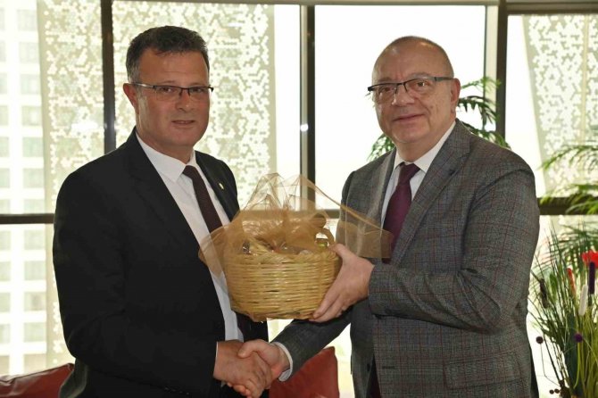 Başkanlar Afet Bölgesindeki Çalışmaları Değerlendirdi