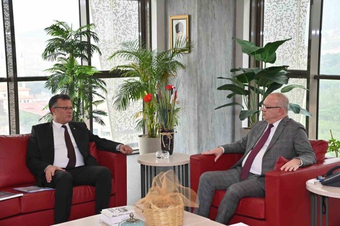 Başkanlar Afet Bölgesindeki Çalışmaları Değerlendirdi
