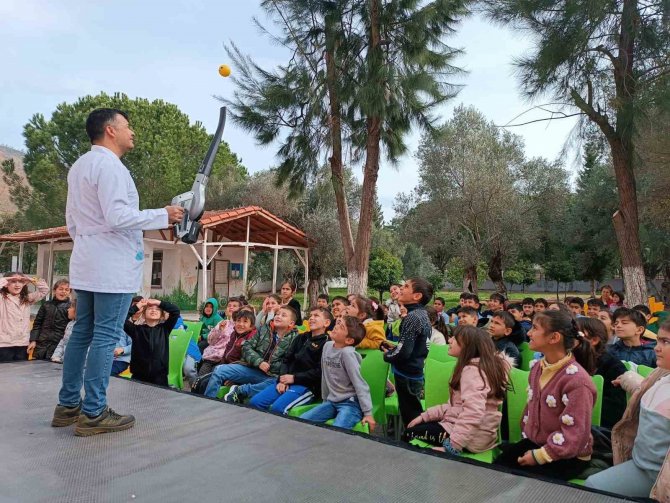 Marmaris’te Çocuklara Bilimsel Destek