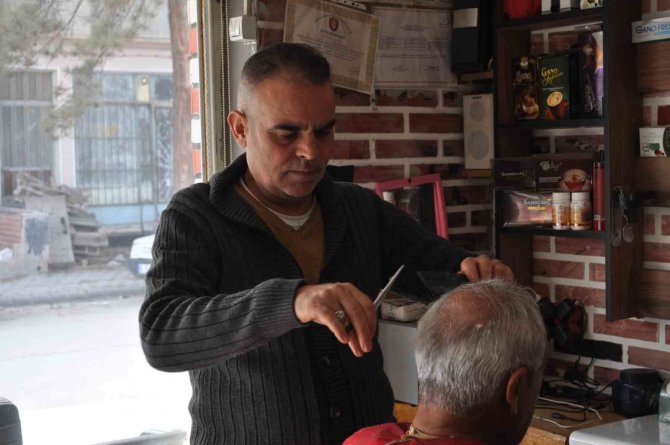 Bazı Berberler Randevu Sistemiyle Çalışmayı Tercih Etmiyor