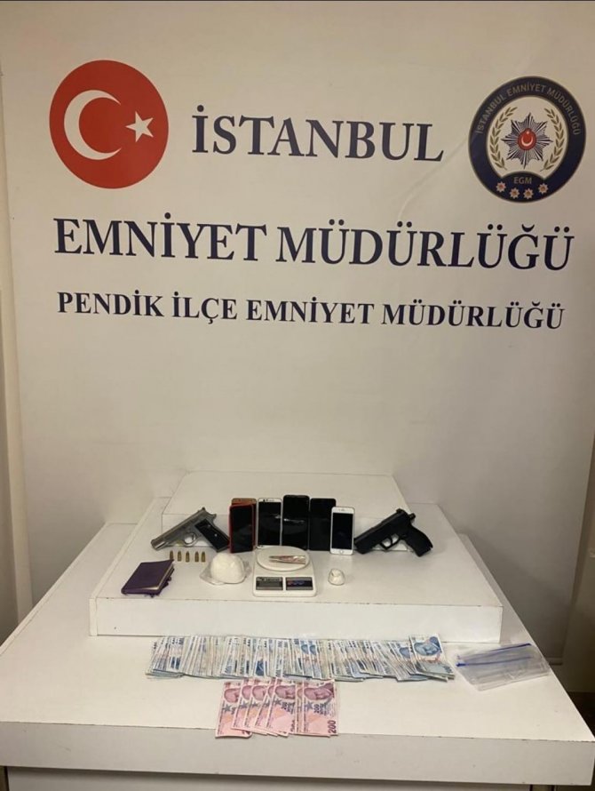 Pendik’te 3 Adrese Yapılan Uyuşturucu Operasyonlarında 7 Kişi Yakalandı