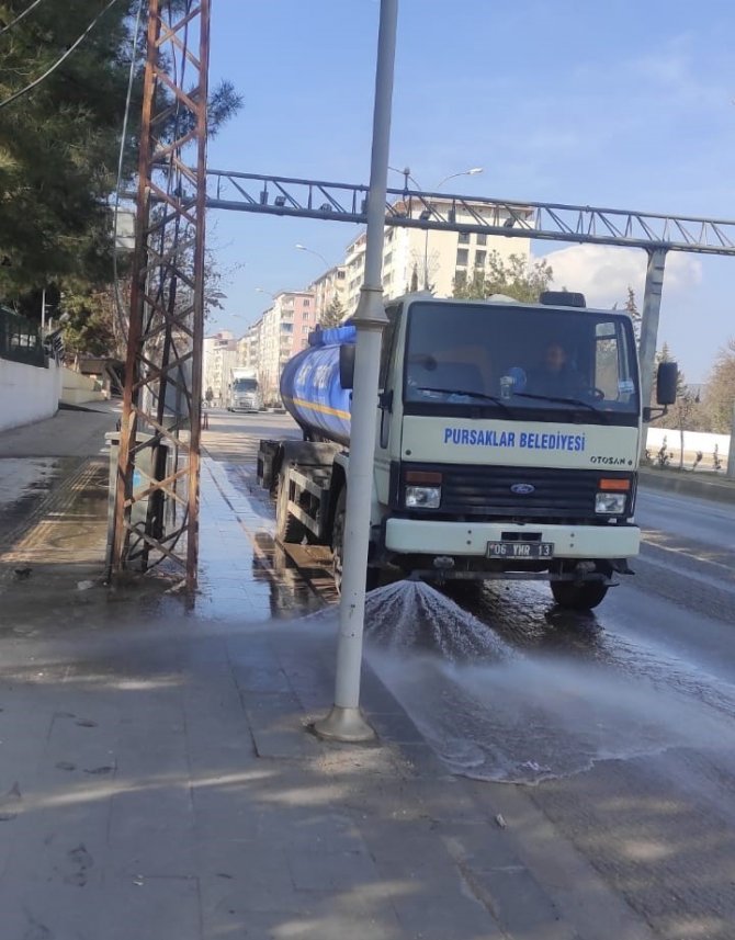 Pursaklar Belediyesi Temizlik Ekibi Deprem Bölgesinde