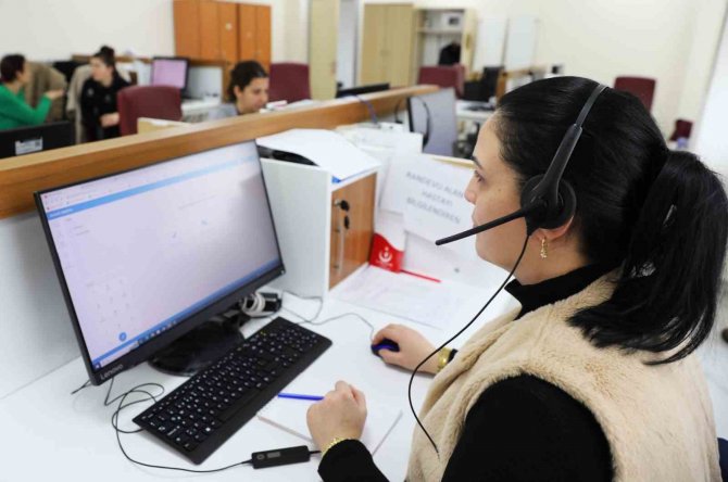 ’Samsun Depremzede İ̇letişim Hattı’na 15 Günde 5 Binin Üzerinde Çağrı