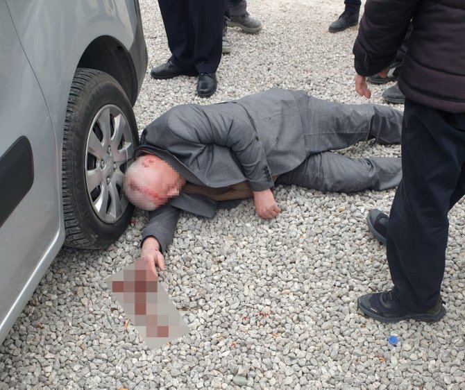Duruşma Sonrası Davalılar Otoparkta Tartıştı, Baltayla Kafasından Yaraladı