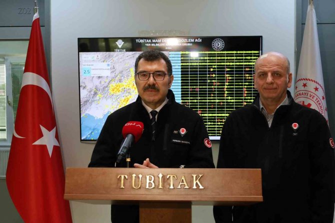 Tübi̇tak Başkanı Prof. Dr. Mandal: “Her 30 Saniyede Bir Deprem Görüyoruz Bölgede”