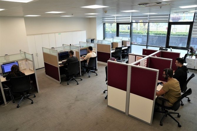Ümraniye Belediyesi Çözüm Merkezi 7/24 Afetzedeleri Dinliyor