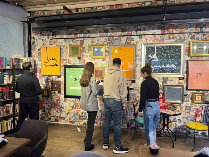 Üsküdar’da ‘Çağdaş Hat Sanatı Sergisi’ Sanatseverlerle Buluştu