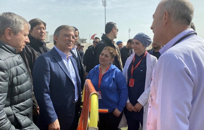 11. Cumhurbaşkanı Abdullah Gül’den Çadır Kente Ziyaret