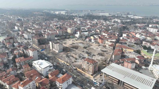 O Mahallede Felaketin İzleri Tamamen Siliniyor