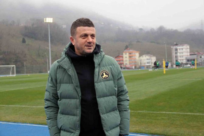 Hakan Keleş: "Şehir Olarak Takıma Sahip Çıkmamız Gerekiyor"