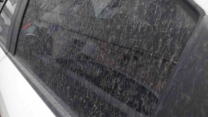 Tekirdağ’da Gökten Çamur Yağıyor