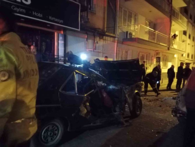 Alkollü Sürücü Ortalığı Savaş Alanına Çevirdi: 3 Yaralı