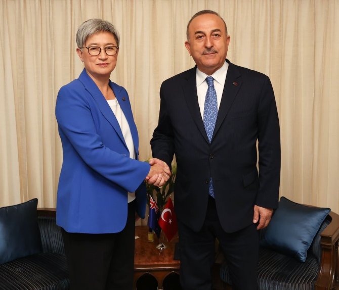 Bakan Çavuşoğlu, Meksikalı Ve Avustralyalı Mevkidaşları İle Görüştü