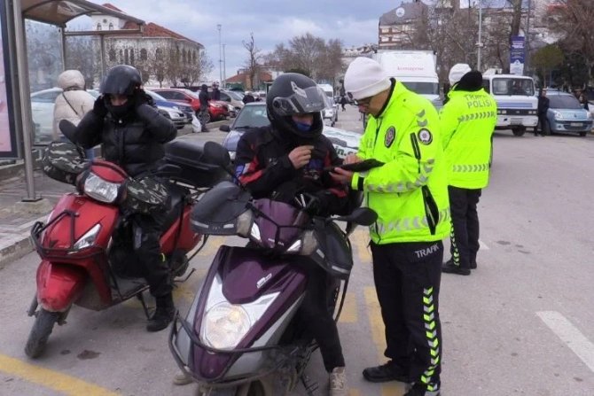 Bandırma’da Bir Ayda Bin 133 Motosiklet Denetlendi