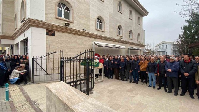 Bursa’da Cinayete Kurban Giden 2 Çocuk Babası Toprağa Verildi