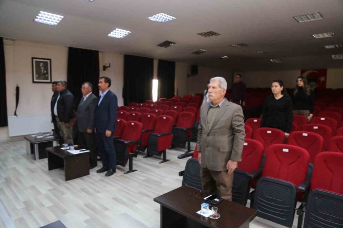 Çameli Belediye Meclisi Deprem Şehitlerini Unutmadı