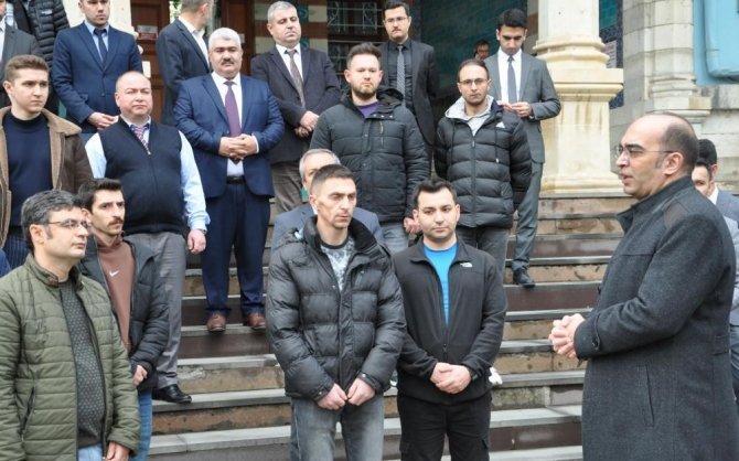 Kütahya Adliyesi, 12 Kişilik Personelini Adli Hizmetlerin Devam Etmesi İçin Bölgeye Gönderdi