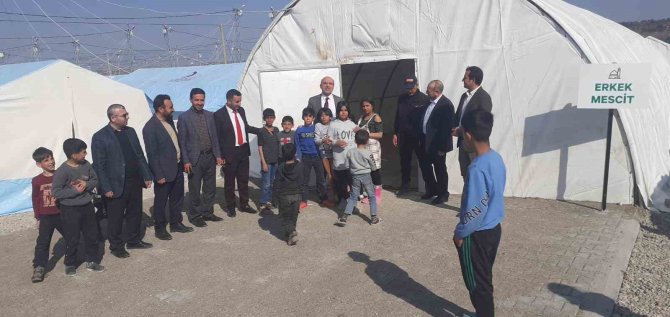 Müftülük Depremzedeleri Yalnız Bırakmıyor