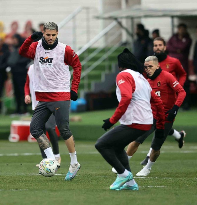 Galatasaray’da Hazırlıklar Devam Ediyor